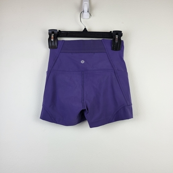 Lululemon Rogue Renegade HR shorts 2.5" Size 4 Purple - Picture 5 of 6